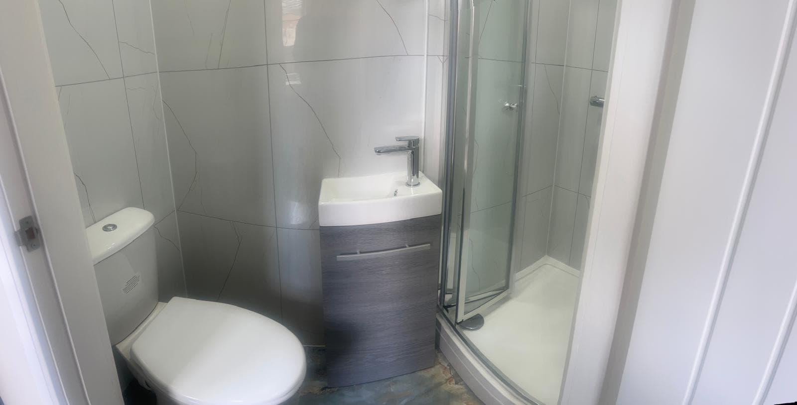 Inside a six-bedroom en-suite student house on Thornton Road in Shelton